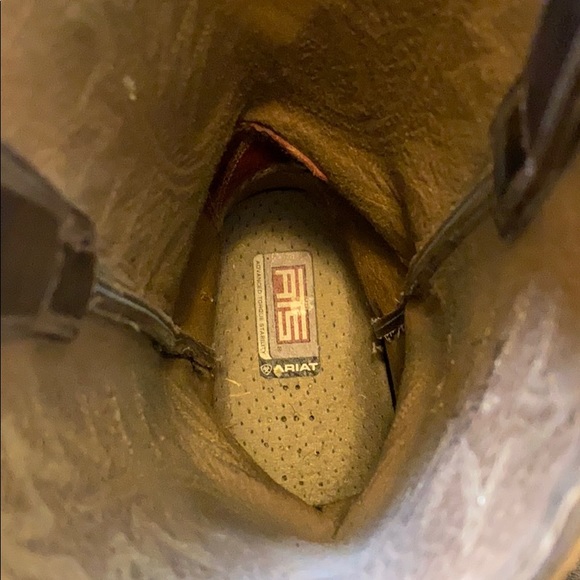 Ariat Cowboy Boots - Picture 4 of 5